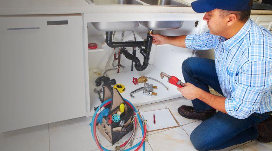Local tankless water heater installation in River Forest, IL